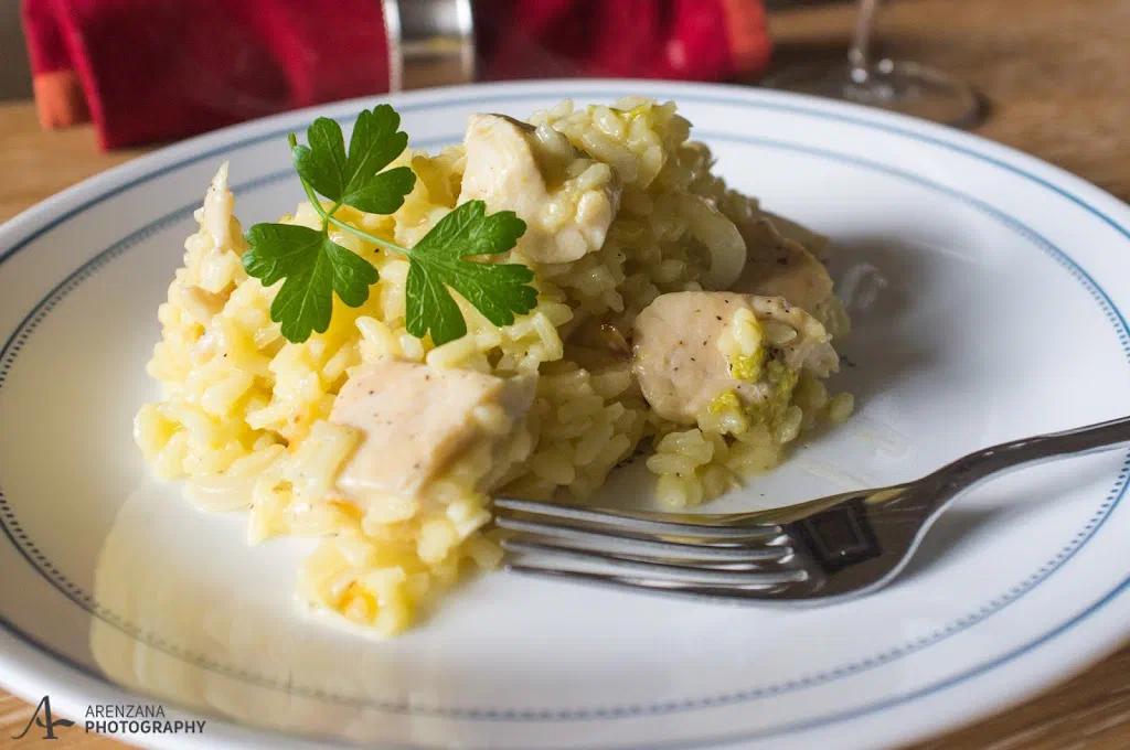Risotto de pollo con cebolla caramelizada